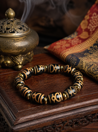 Tibetan Sacred Vase Dzi Bracelet — main product view