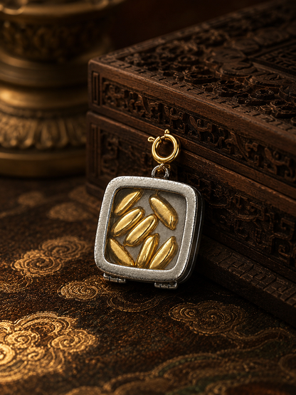 Tibetan Seven-Grain Gau Box Pendant — detail view