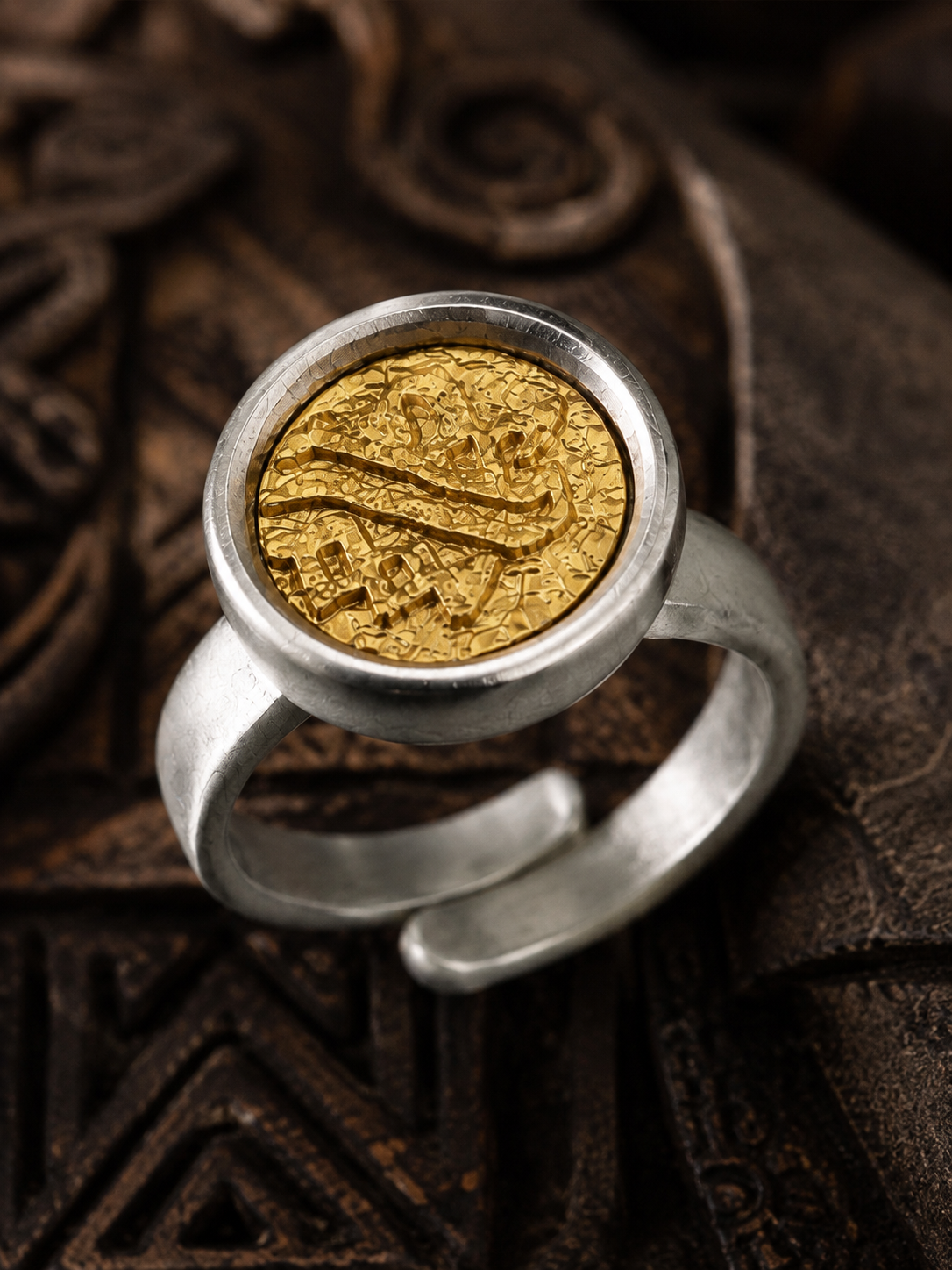 Tibetan Manjushri Seed-Syllable Ring — detail view