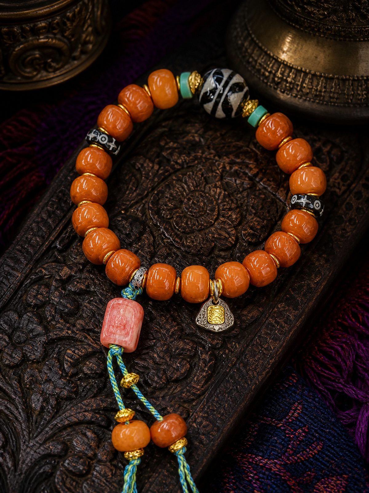 Tibetan Caramel-Toned Bone Mala Bracelet with Faceless Buddha Pendant — main view